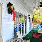 3000 Sq Ft Beach And Bay Condo