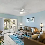 106 Madeira Norte Condo