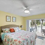 106 Madeira Norte Condo