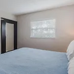Treasure Island Condo Walking Distance To White Sand Beach