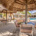Walk To The Beach And Restaurants! - Coconut Villa\'S Suite 2