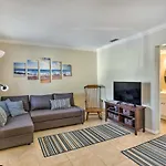 St Pete Condo With Heated Pool - Less Than 1 Mi To Beach!