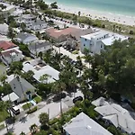 The Starfish Bungalow 1B/1B