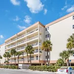 108 Madeira Norte Condo