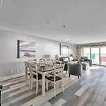 Breathtaking 2-Bed 2-Bath W- Full Gulf Views Sb306
