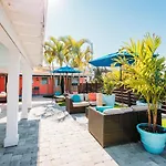 Cabanas Of Treasure Island