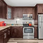 Park Shore Suites At Madeira Beach
