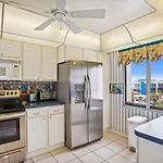 Ocean Sands 1-708