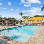 Upham Beach Inn - #7 1Br Suite