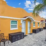 Upham Beach Inn - #7 1Br Suite