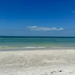 Private Beach Condo Just Steps To Beach! 4