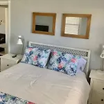Gorgeous Beach View Balcony With Heated Pool