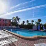 Gorgeous Beach View Balcony With Heated Pool
