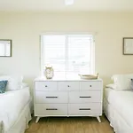 The Molloy - Treasure Island Suites & Cottages