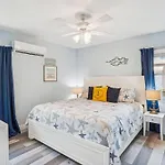Upham Beach Inn - #10 1Br Suite