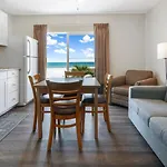 Palm Crest Resort Motel