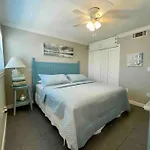 Harbor House Condo At The Beach 1B/1B