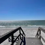 Harbor House Condo At The Beach 1B/1B