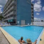 318 - Island Inn