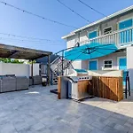 1 Bedroom Block Off Beach -3