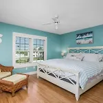 Sun-Drenched Townhome On Beautiful Madeira Beach!