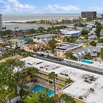 Waves 16 1 Bedroom Paradise With Heated Pool In