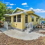 Rock Lobster 2 Private Bungalow Duplex With