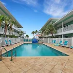 Tropic Terrace Resort #27 -Beach View Suite