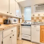 Tropic Terrace Suite #16 - Beachfront Resort