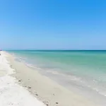 Sunset Beach Suites At Madeira Beach! Pet Friendly Beach Getaway!- Suite 1
