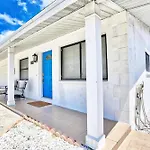 Blue Beach Cottage