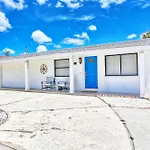 Blue Beach Cottage