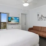 Sabal Palms Inn