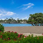 Open - Waterfront - Pool/Walk To Beach/Dining/Shops
