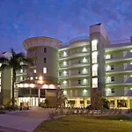 Crystal Palms 207