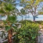 Paradiso Al Mare Beach House