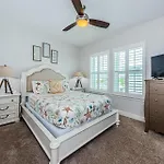 Oceanside Beach Cottage