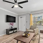 Sunset Beach Suites! - Suite 7