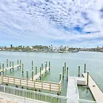 Oceana 204 East