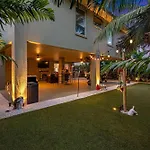 Jade Beach Retreat