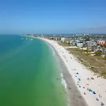 101 - Sandy Shores