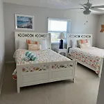 Sea Oats 401 - Beautiful 2 Bed 2 Bath Ocean Front Corner Unit - Prime Location!