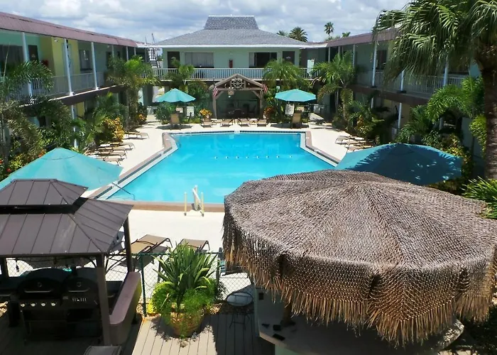 Island House Resort Hotel