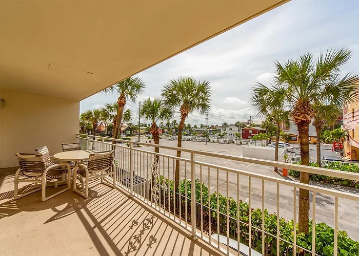 106 Madeira Norte Condo