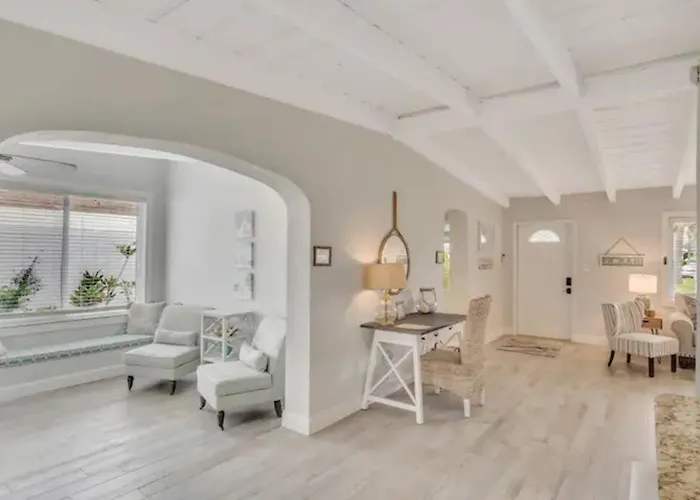 Premium And Charming Fully Equipped Beach House