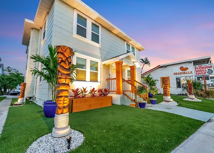Twin Tiki 2