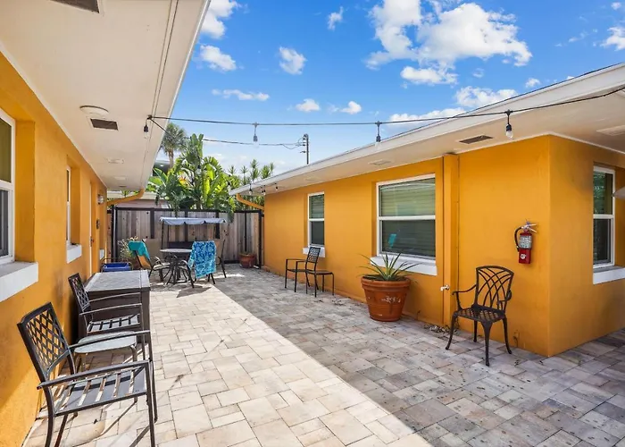 Upham Beach Inn - #4 Studio