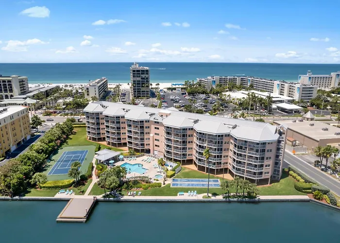 Open - Loads Of Extras & Amenities/Waterfront/A+ Location