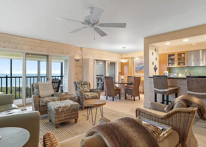 Lands End Beachfront Elegance Top Floor Corner