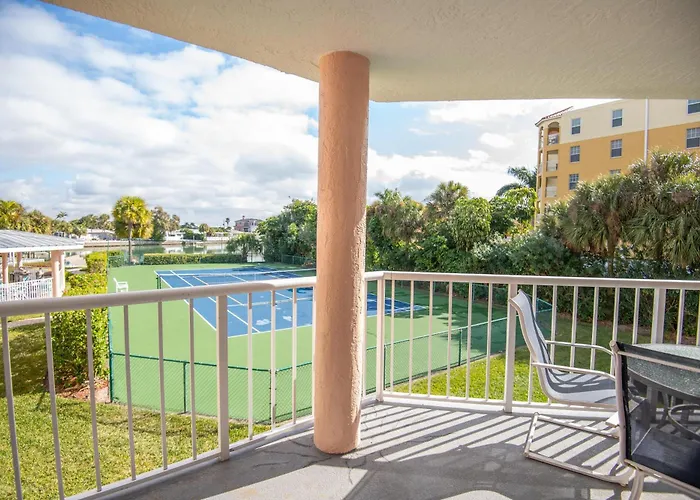Open - Beach, Free Parking, Amenities, Family Friendly